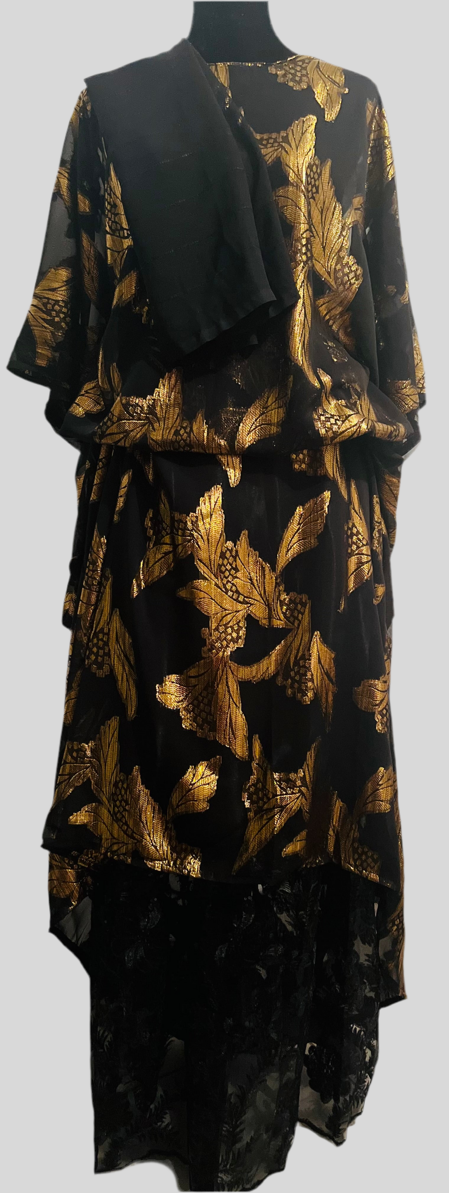 ROBE NOIRE